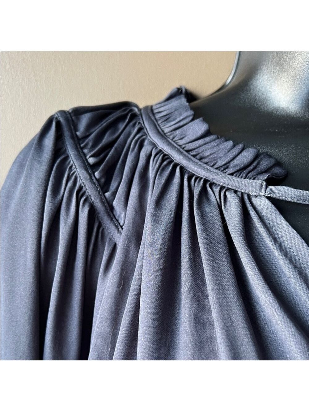 Loft Charcoal Gray Tie Neck Blouse Size L - Picture 4 of 11